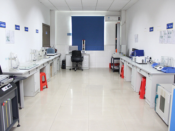 東晟密封-油壓機設(shè)備